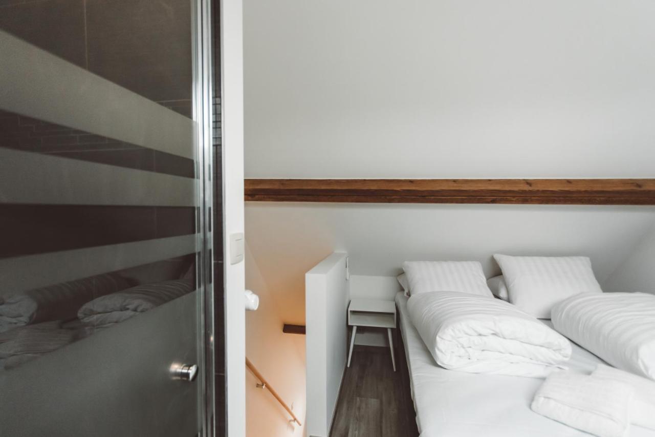 Hdc Nivelles Grand-Place Esterno foto