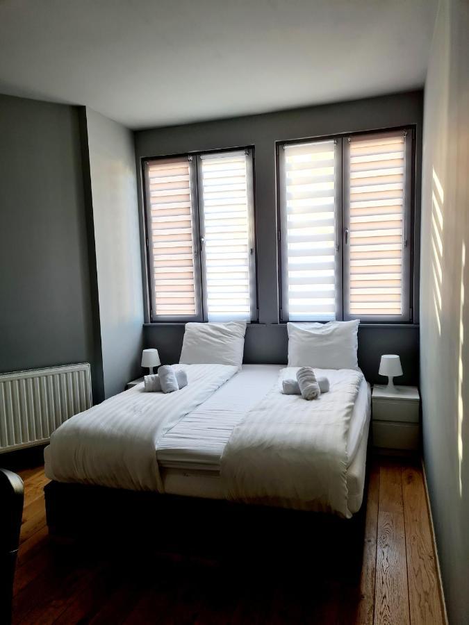 Hdc Nivelles Grand-Place Esterno foto